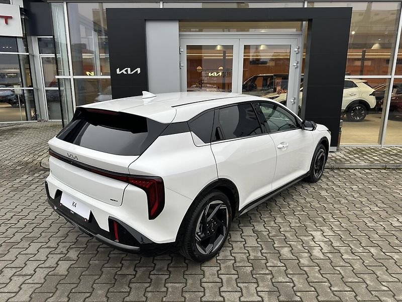 Kia K4 (2025) 1,6 T-GDi 7DCT 110 kW GT Line - fotka 3 z 6