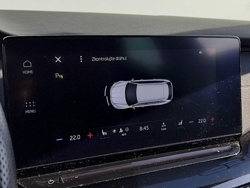 Škoda Octavia (2022) Combi SportLine 2,0 tdi 110 Kw - fotka 18 z 37