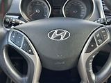 Hyundai i30 (2012) 1.6 GDi, ČR, Trikolor - náhled 12