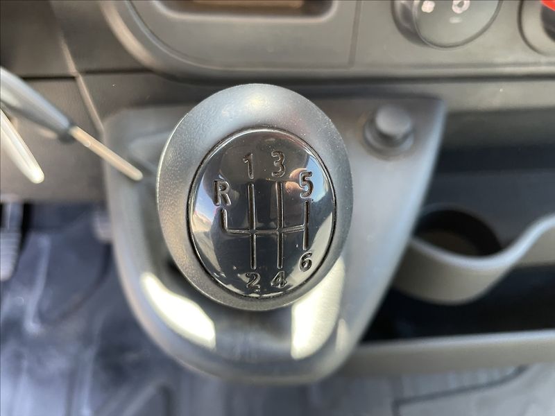 Renault Master 2,3 DCi 81kw odp. DPH 4xCZauto - fotka 11 z 29