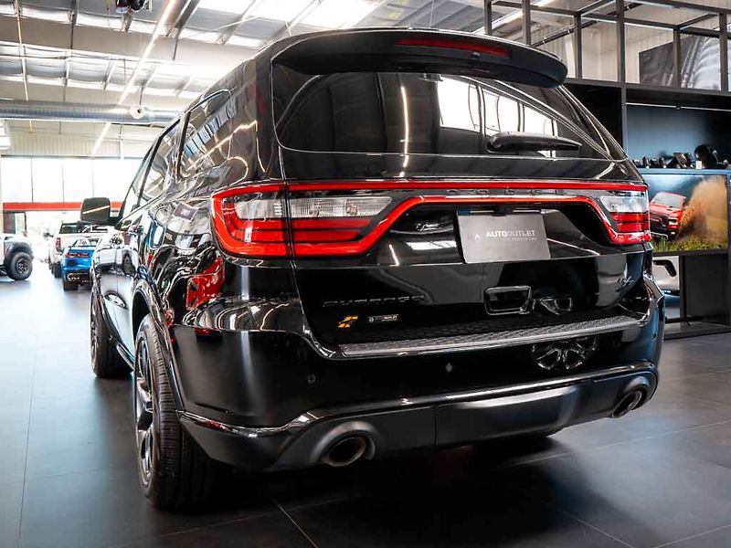 Dodge Durango (2023) 5.7 R/T Hemi Orange Tow N Go - fotka 3 z 40