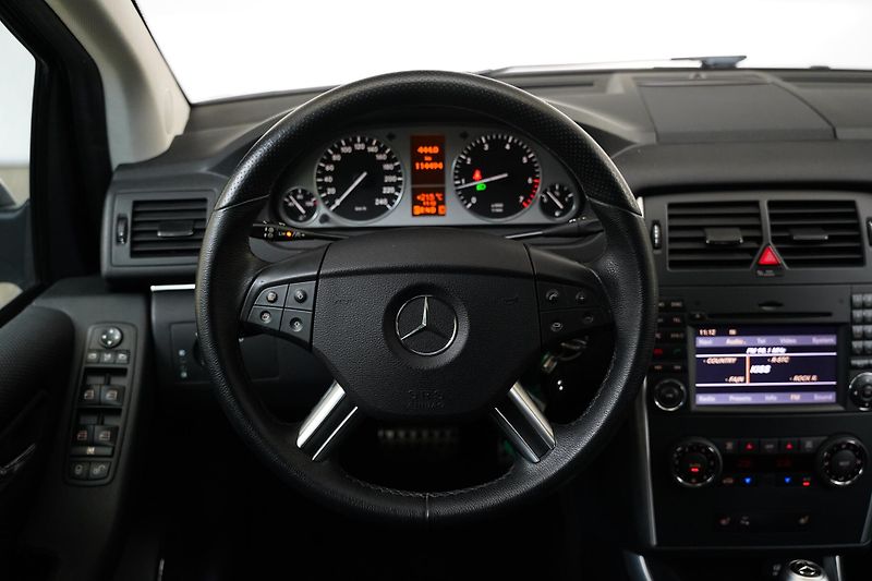 Mercedes-Benz Třídy B - fotka 18 z 24
