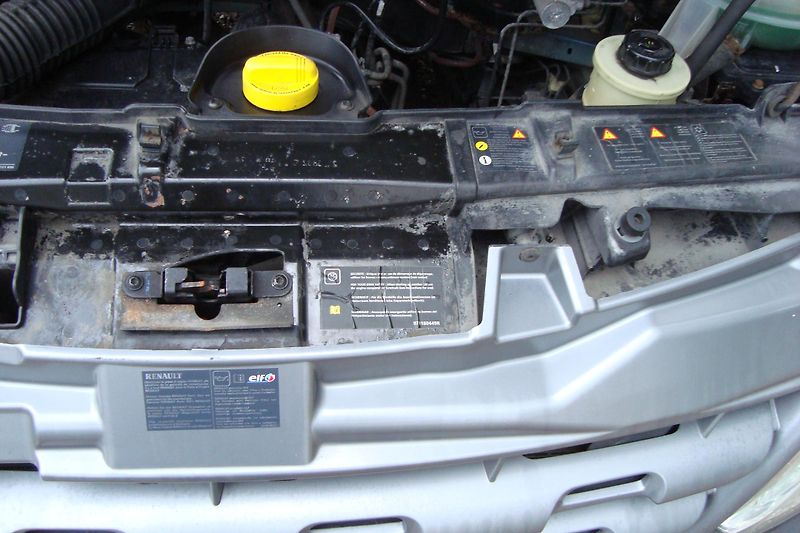 Renault Master (2014) 2.3 125 DCi, ČR, STK+ME 5/2028 - fotka 17 z 44