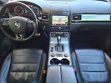 Volkswagen Touareg (2015) 4.2TDI 250kW R-LINE -ČR - náhled 10