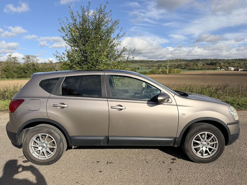 Nissan Qashqai (2008) - fotka 3 z 28