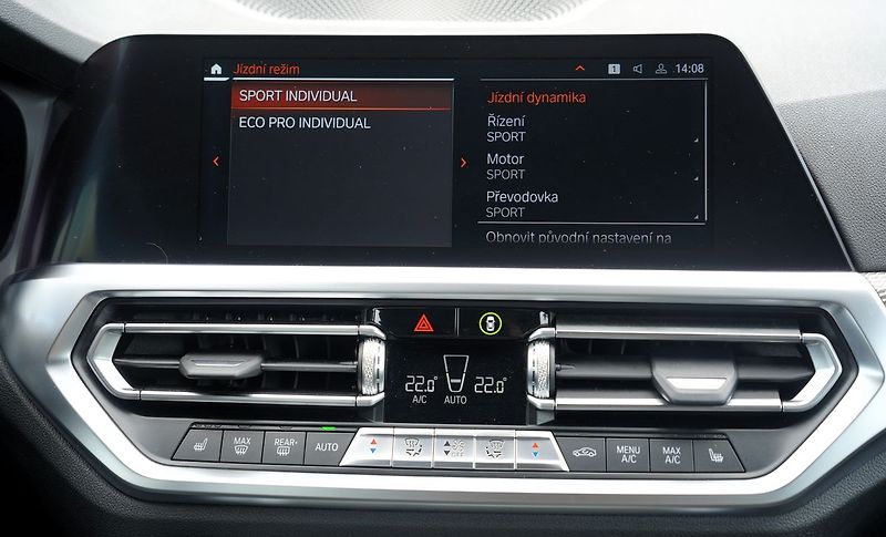BMW Řada 4 430i coupe Mpaket/Lasery/260PS - fotka 31 z 41
