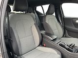 Volvo XC40 2.0  B4 Momentum Pro - náhled 18
