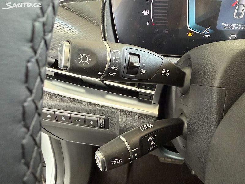 BAIC X75 (2025) ALL IN 130 kW Panorama DCT - fotka 24 z 28