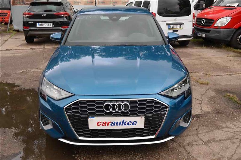 Audi A3 (2021) 1,5 SPORTBACK - fotka 2 z 16