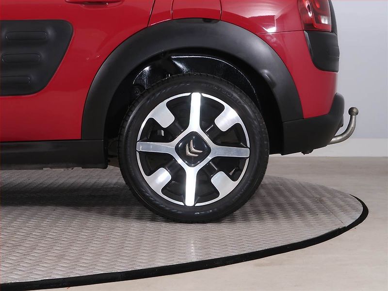 Volkswagen Tayron (2025) 1.5 eTSI - fotka 15 z 27