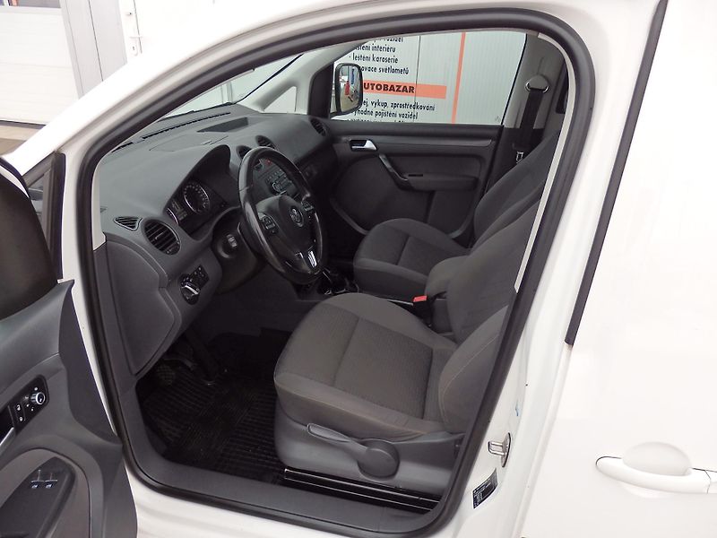 Volkswagen Caddy MAXI 1.6 TDI 7 MÍST, ZÁVĚS - fotka 6 z 22