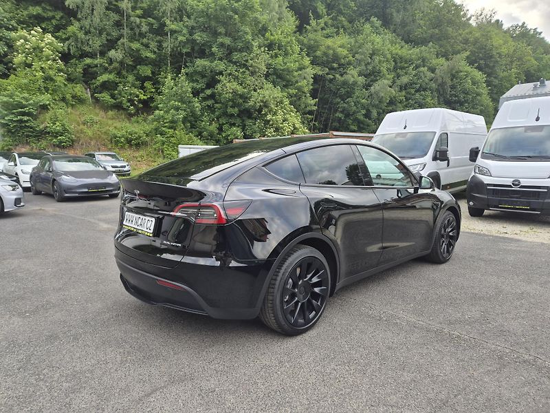 Tesla Model Y LONG RANGE DUAL MOTOR TZ 91,0% - fotka 5 z 50