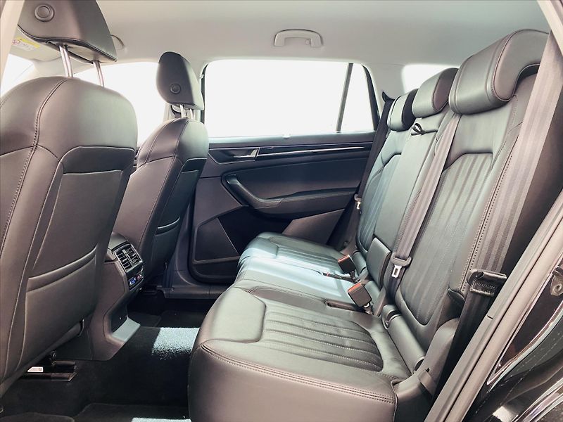 Škoda Kodiaq 2,0 TDI 147kW DSG 4x4 L&K - fotka 6 z 28