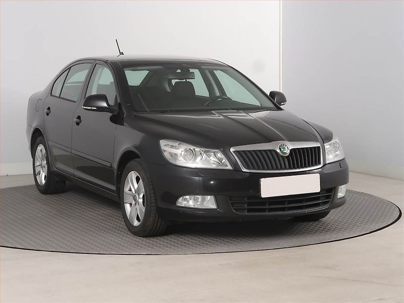 Škoda Octavia (2011) 2.0 TDI, Automat, Navi, Xenony - fotografie inzerátu