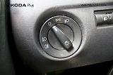 Škoda Roomster (2009) 1.4 16V 63 kW Style - náhled 12