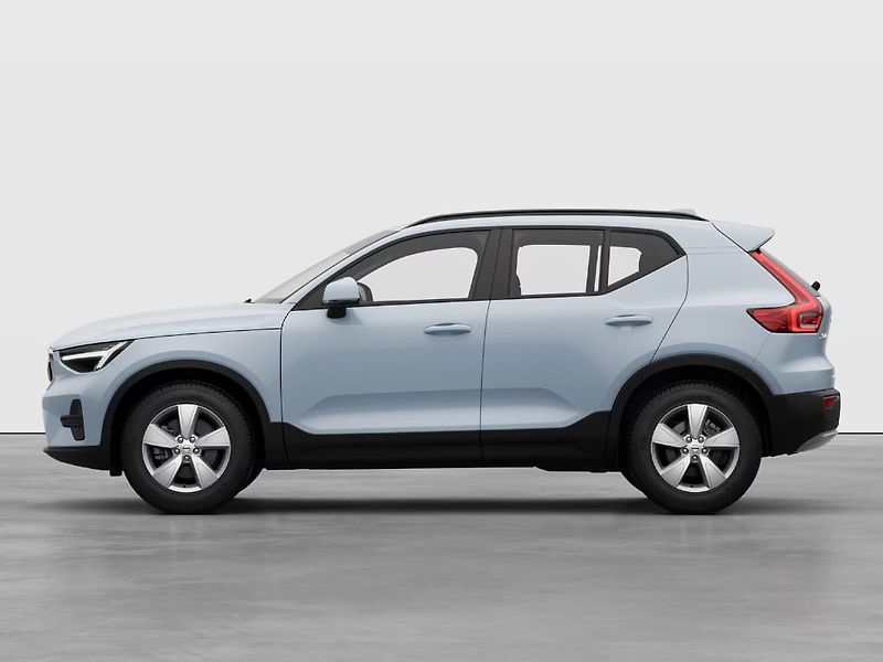 Volvo XC40 ESSENTIAL B3 FWD 120kW - fotka 4 z 13