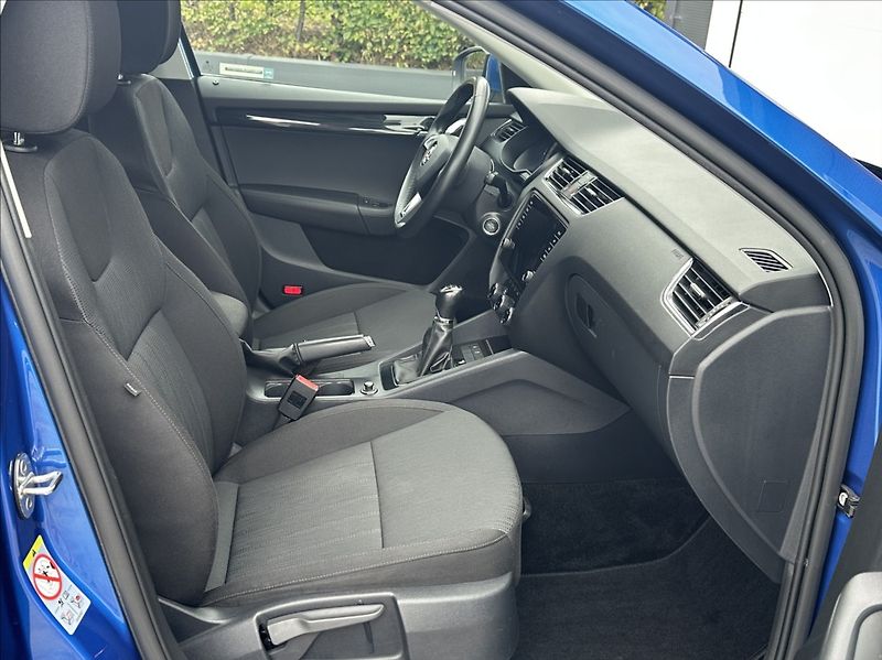 Škoda Octavia 2,0 TDI 150PS  Style M/T - fotka 16 z 54