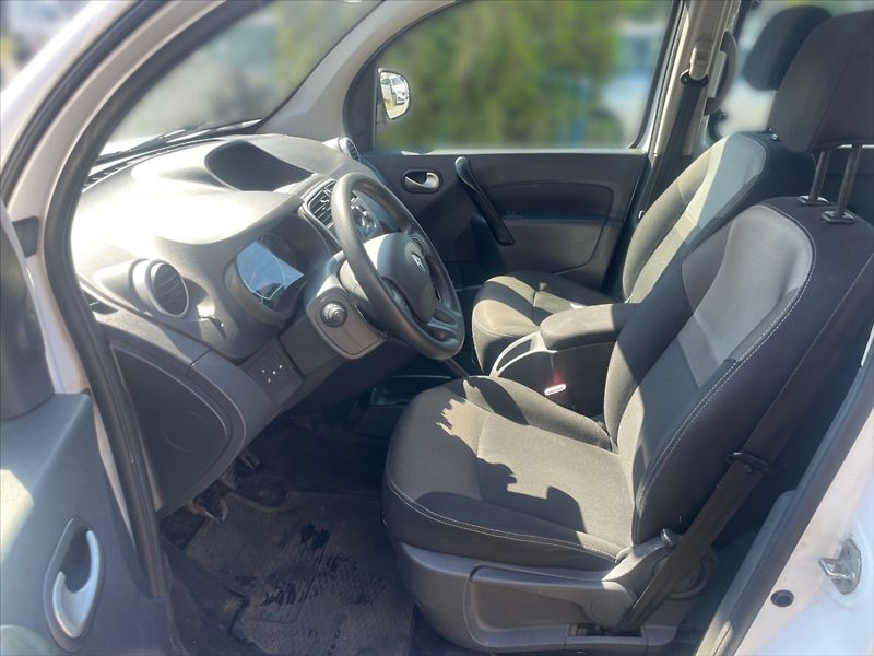 Renault Kangoo 1,5 BdCi 95 Zen - fotka 7 z 11