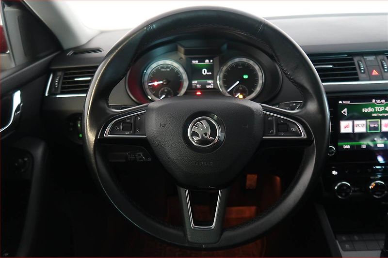 Škoda Octavia (2017) 2.0 TDI, Automat, Serv.kniha - fotka 16 z 18