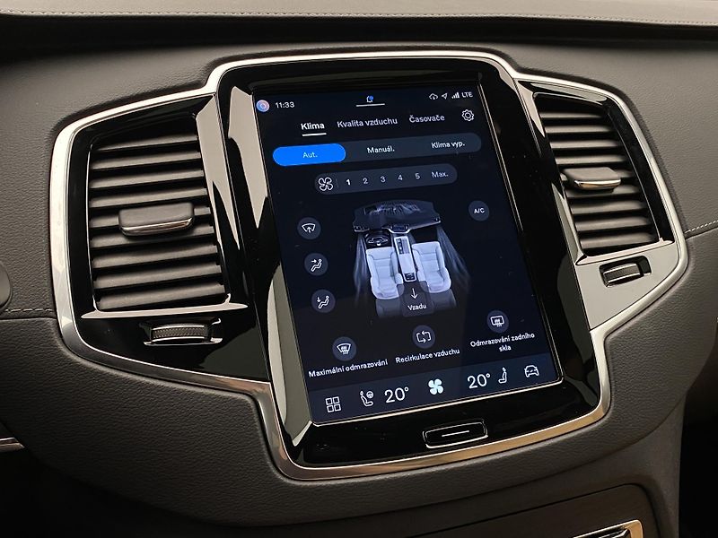 Volvo XC90 B5 AWD BRIGHT ULTRA AUT CZ 7m - fotka 43 z 66