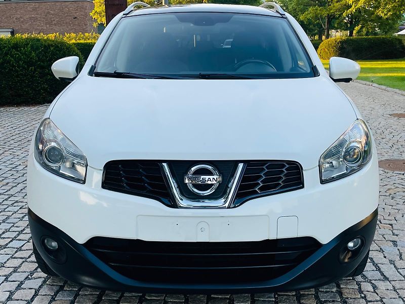 Nissan Qashqai 2.0i KAMERA TAŽNÉ SERVISKA 7M - fotka 6 z 45
