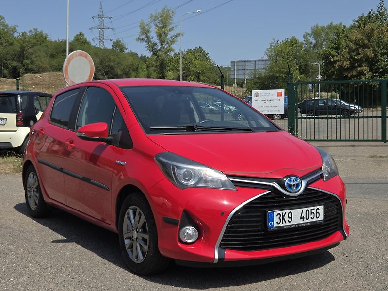 Toyota Yaris na splátky všem od 10%akontace - fotka 3 z 10