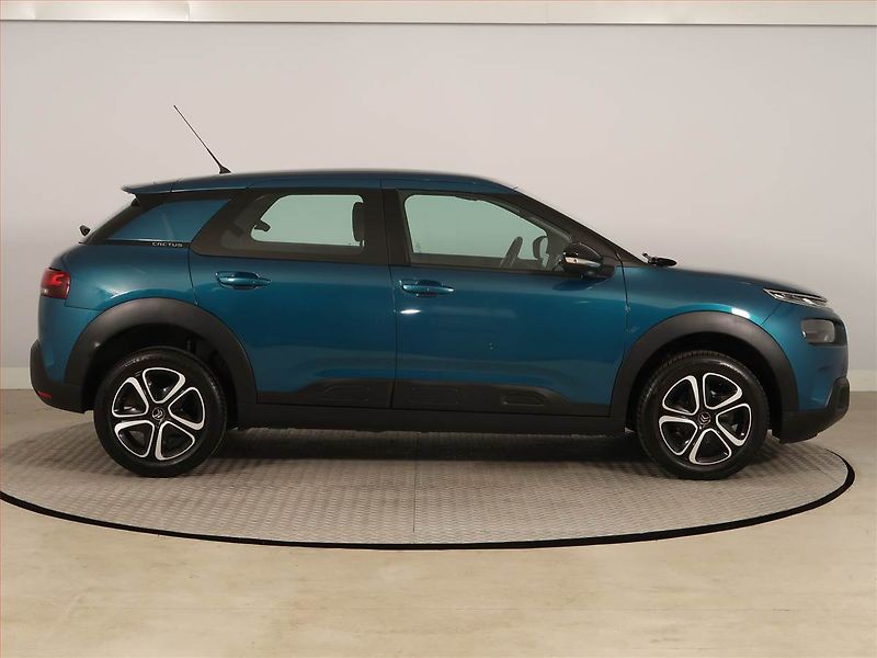 Citroën C4 Cactus (2020) 1.2 PureTech, Serv.kniha - fotka 6 z 17