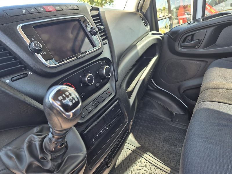 Iveco Daily 70C18 NOSIČ KONTEJNERU  - fotka 13 z 25