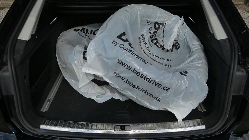 Audi A6 40 TDI quattro S tronic Avant - fotka 22 z 28