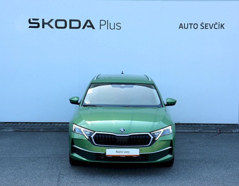 Škoda Octavia (2025) Combi 1.5 TSI 110 kW TOP Selec - fotka 4 z 26