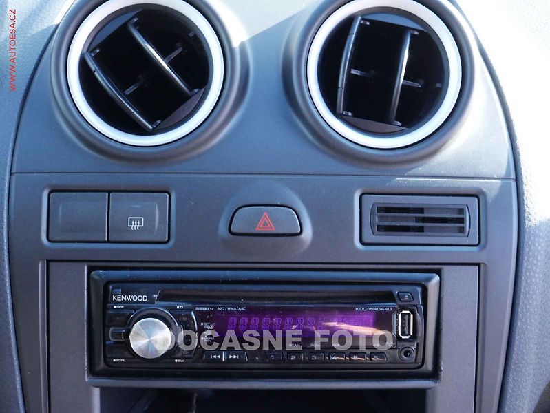 Ford Fiesta (2006) 1.4 16V/LPG, AC - fotka 11 z 13