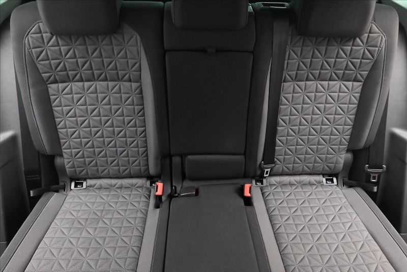 Volkswagen Tiguan 2,0 TDI 110 kW DSG Life Záruka - fotka 29 z 33