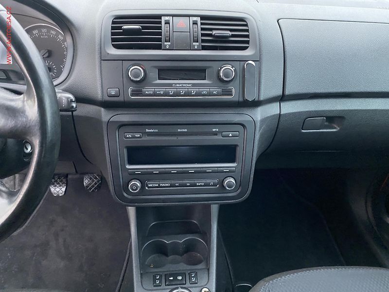 Škoda Fabia (2010) 1.2 TSI, ČR, STK9/27 - fotka 12 z 18