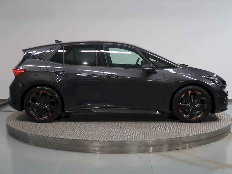Cupra Born (2022) 150KW 62kWh TEPELNÉ ČERPADLO N - fotka 8 z 34