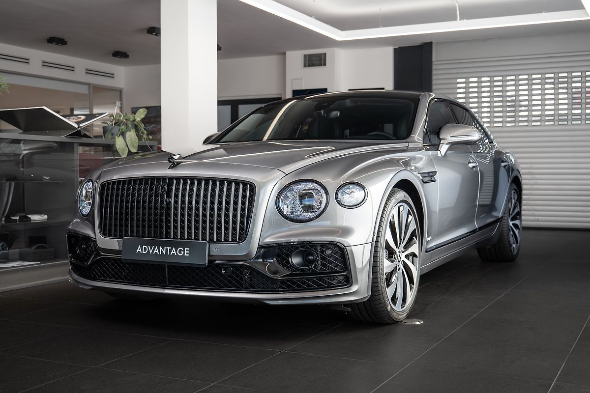 Bentley Flying Spur W12 360/LED/Pano/Ventilovaná a