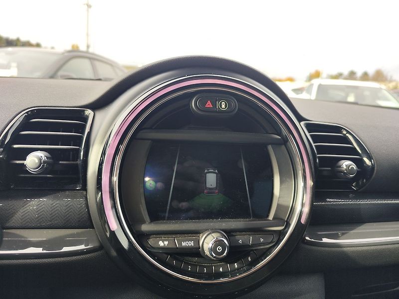 Mini Clubman 1.5/75kW Servisováno - fotka 18 z 27