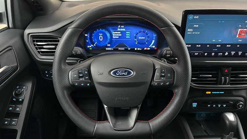 Ford Focus 1.0 Ecoboost AUT St-Line X Kom - fotka 9 z 27