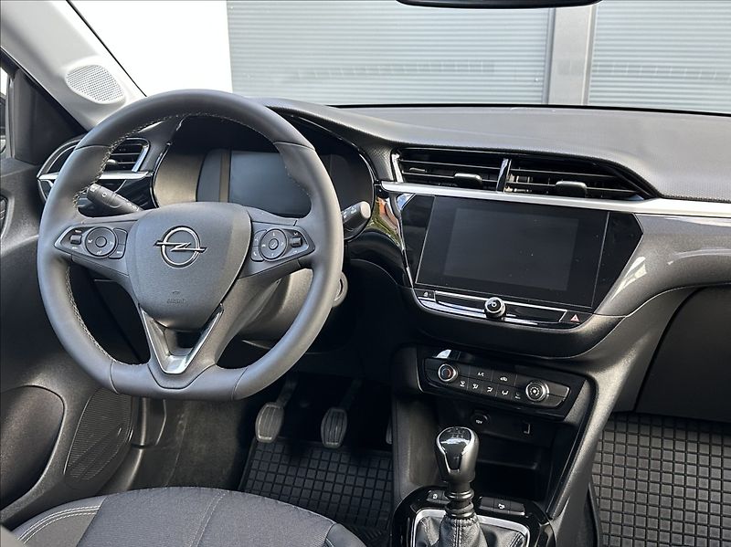 Opel Corsa 1,2 Turbo 100PS  Elegance - fotka 23 z 56