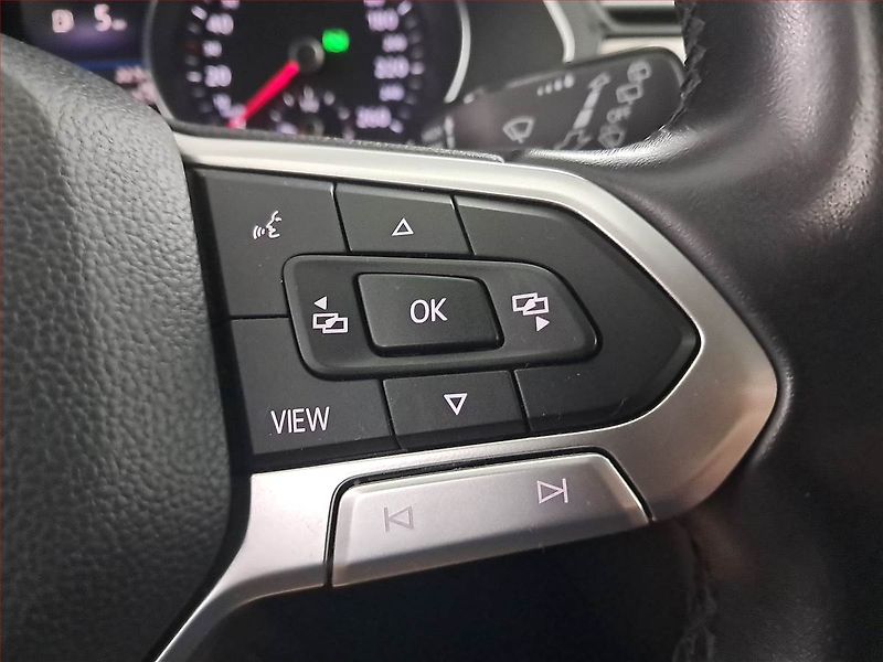 Volkswagen Passat (2020) 2.0 TDI, Automat, Serv.kniha - fotka 17 z 22