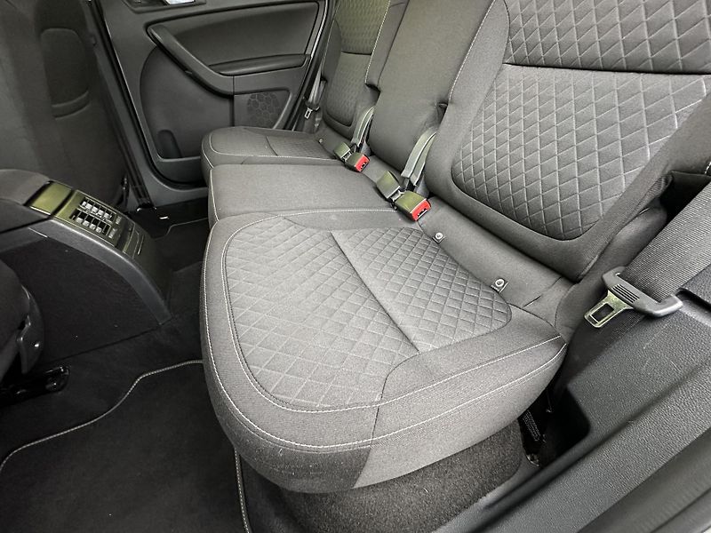 Škoda Yeti (2015) EDITION*1.4TSI/110kW*4x4*1.Maj - fotka 36 z 42