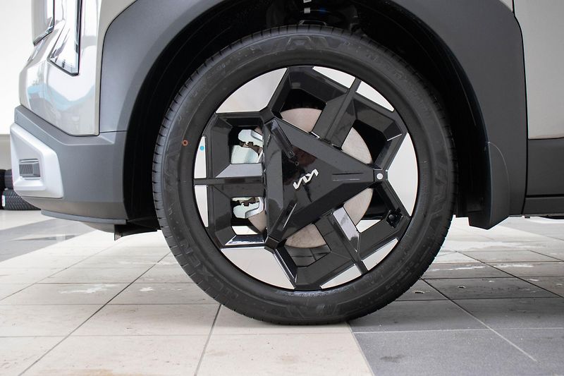 Kia Seltos 1,6 T-GDi GPF 4x2 7DCT EXCLUSI - fotka 16 z 16