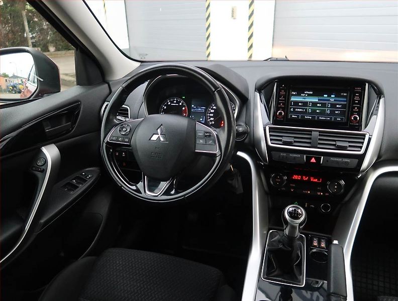 Mitsubishi Eclipse Cross (2019) 1.5 T-MIVEC, Tempomat - fotka 7 z 22