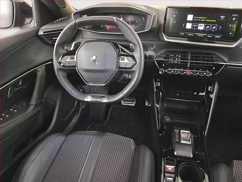 Peugeot 2008 (2022) GT Line 1.5 BlueHDi - fotka 7 z 24