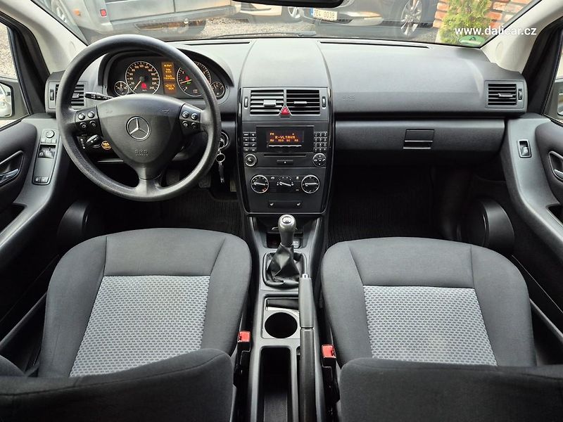 Mercedes-Benz Třídy A (2007) A170 85 KW Klima - fotka 22 z 48