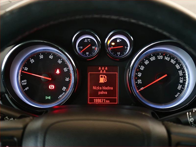 Opel Zafira (2013) 1.4 Turbo, 7 míst, Serv.kniha - fotka 11 z 16