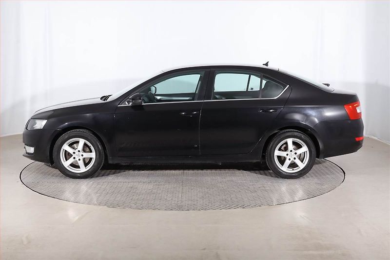 Škoda Octavia (2013) 1.2 TSI, Serv.kniha, Tempomat - fotka 3 z 24