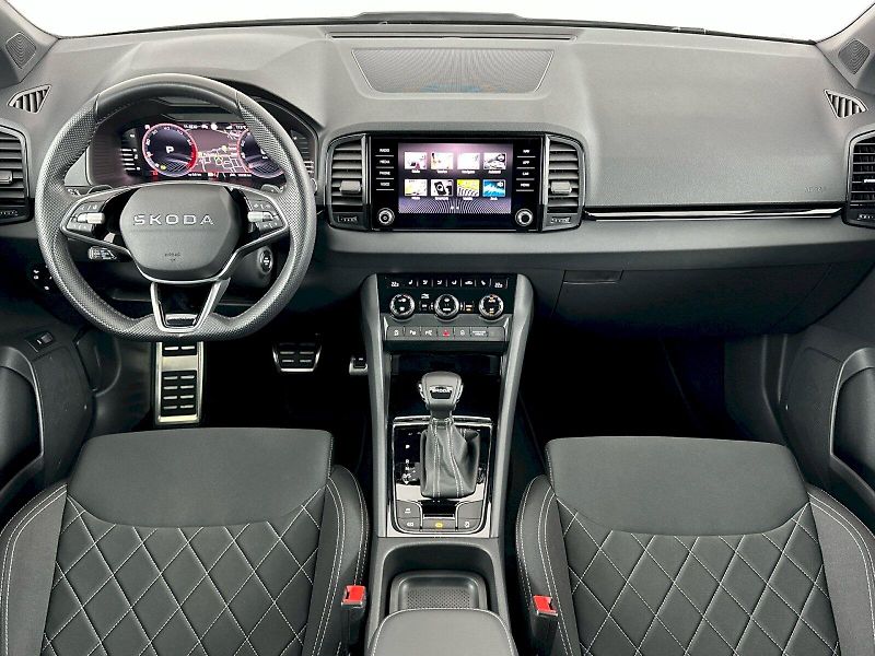 Škoda Karoq (2025) DSG 1.5TSI 110kW SportLine - fotka 5 z 36