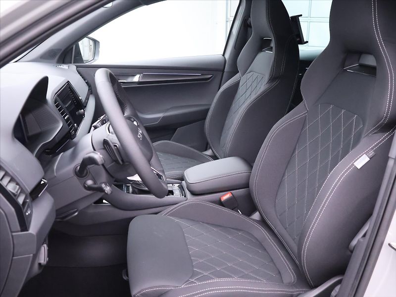 Škoda Karoq 1,5 TSi Sportline DSG 1maj DPH - fotka 13 z 47