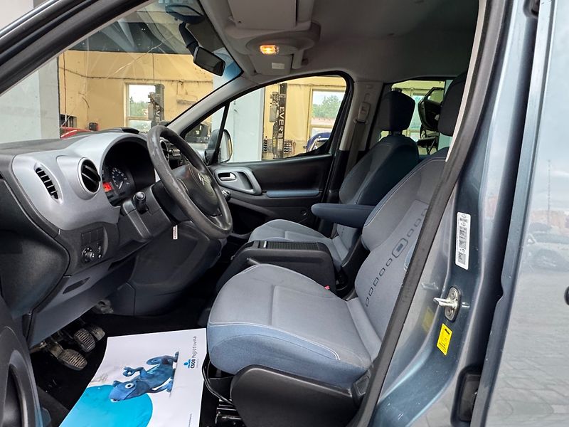 Citroën Berlingo (2010) 1.6 HDi Multispace - fotka 9 z 27