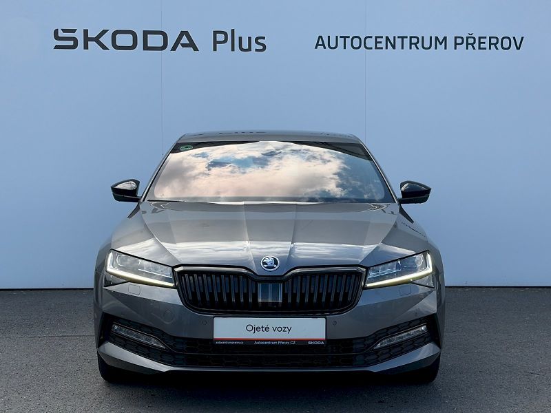 Škoda Superb (2023) 2.0 TDI 147kW DSG 4x4 SportLin - fotka 4 z 35